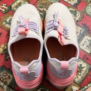 CLOVE Classic Slip-On Fluid-Resistant Shoes Peach Quartz